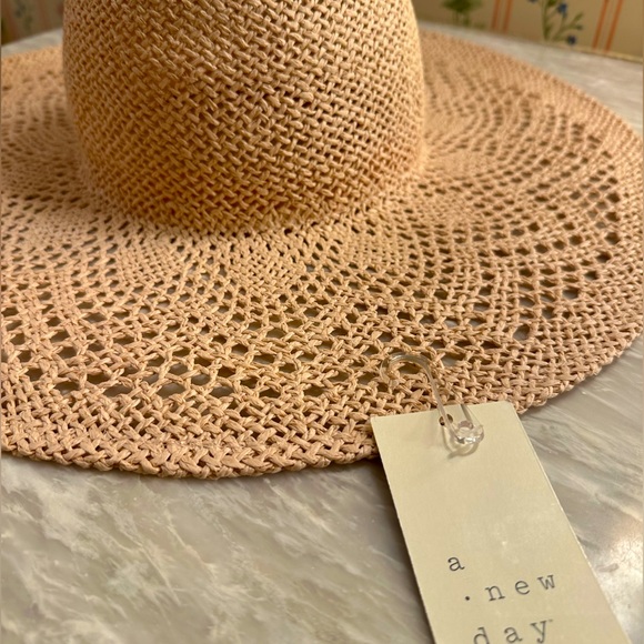 Light Pink Sun Hat NWT - Picture 1 of 3